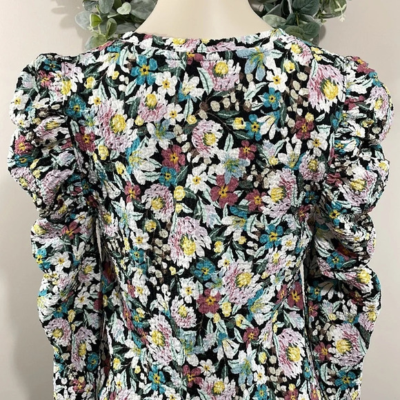 NWT LOFT Floral Shirred Puff Sleeve Top M - Picture 7 of 16